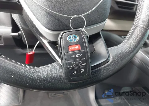 2021 Toyota Sienna Xle z USA, uszkodzony, nr VIN 5TDYRKEC6MS037211